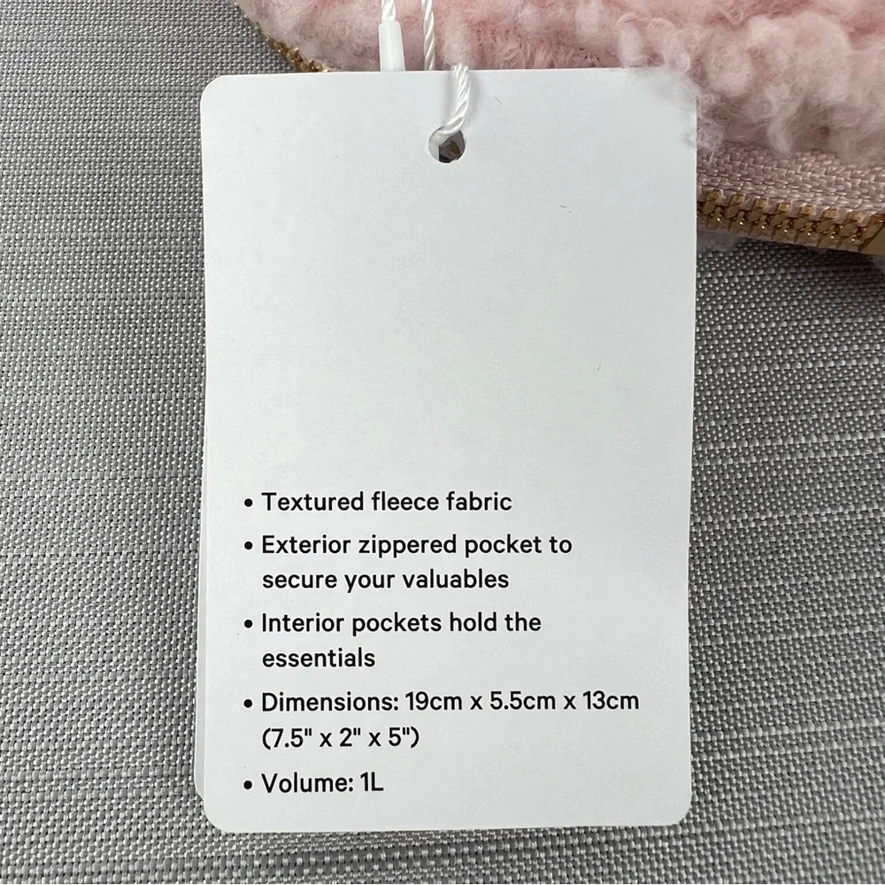 RARE! NEW Lululemon Everywhere FLEECE Belt Bag 1L GOLD Hardware - Pink Mist/Gold - Picture 6 of 11